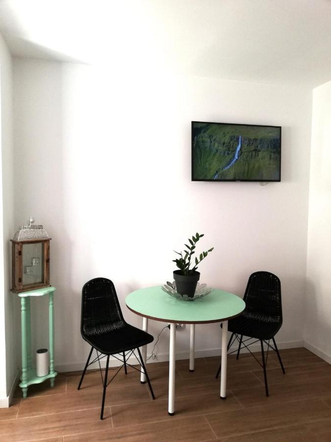 Mini apartamento céntrico con zonas compartidas Hotel Valenza Esterno foto
