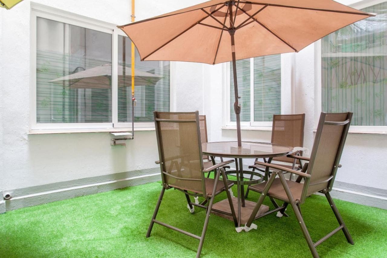 Mini apartamento céntrico con zonas compartidas Hotel Valenza Esterno foto